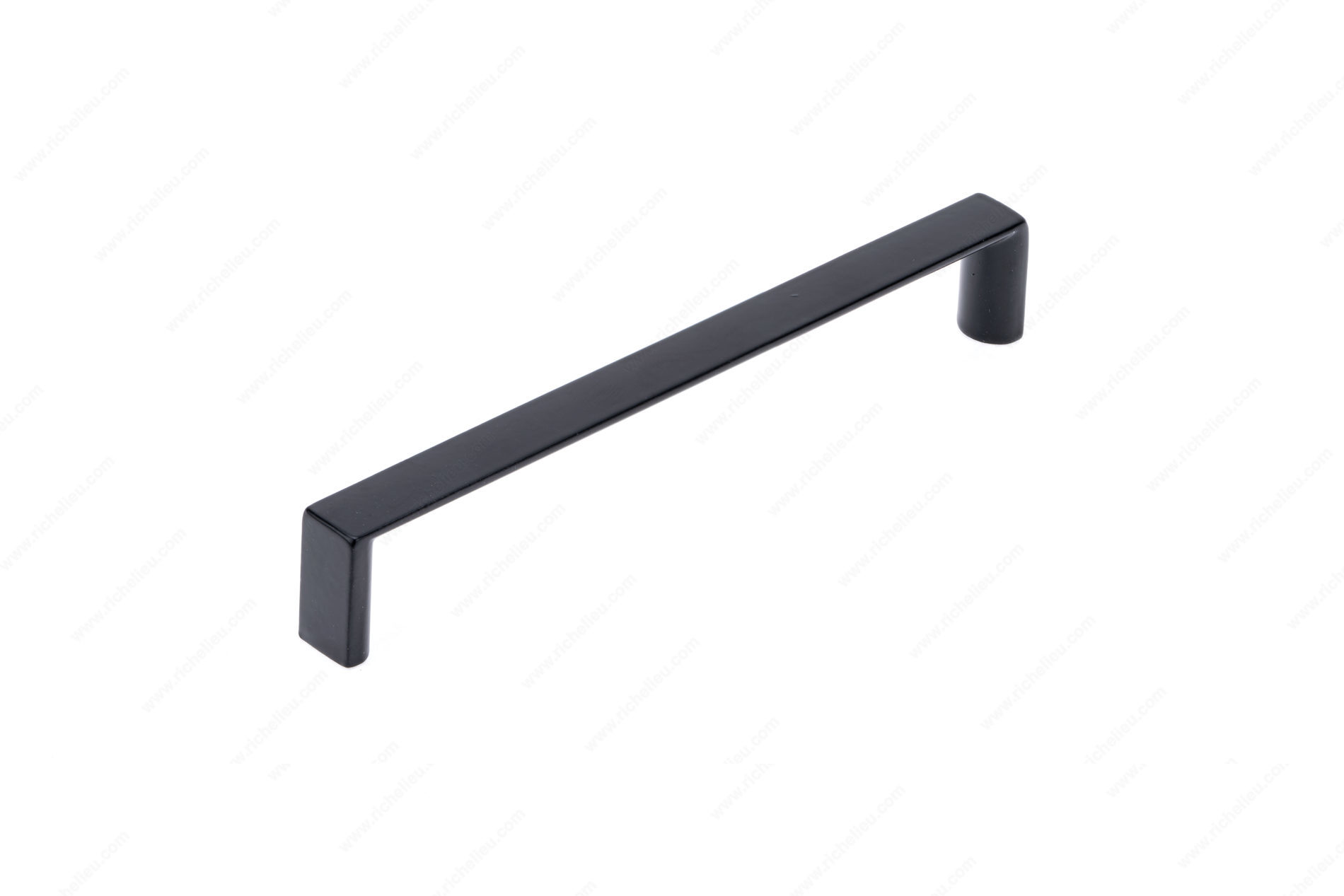 Richelieu BP56325128900 Modern Metal Pull 5632